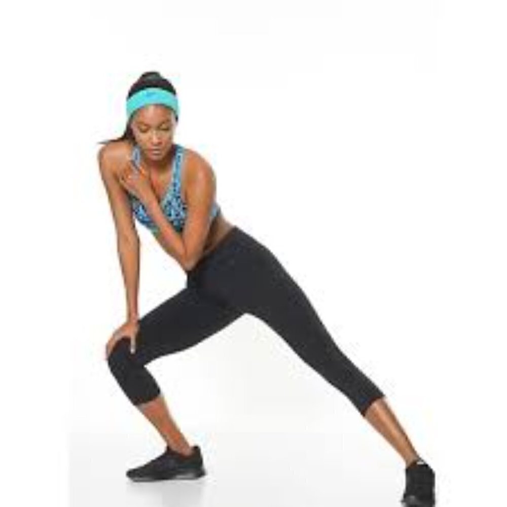 Nike Dri-Fit Legendary Training Tights Women's size S Black Cropped